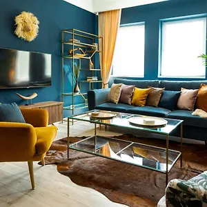  Apartment Holt - Welcome To The Jungle