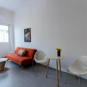 Prima Gardens , Larnaca Cipru