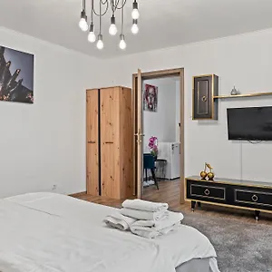 Apartament Garsoniera De Lux Si Eleganta Drumul Taberei, Bucureşti