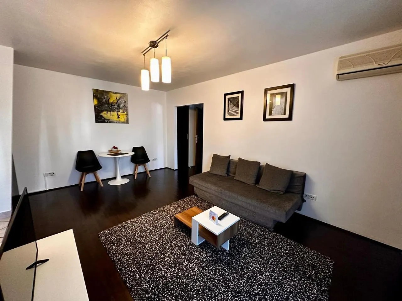 Amzei Apartment Bucuresti  Bükreş